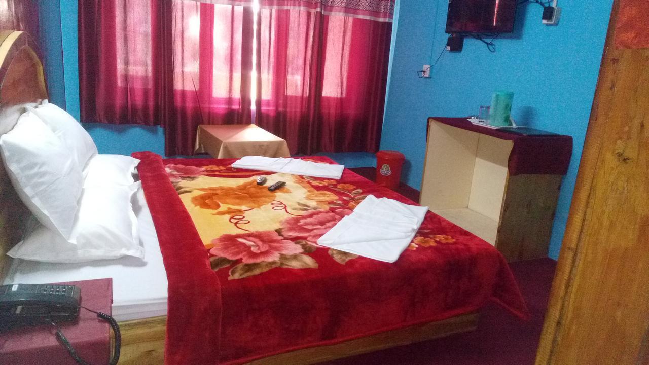 Hotel Shingar Manāli Extérieur photo