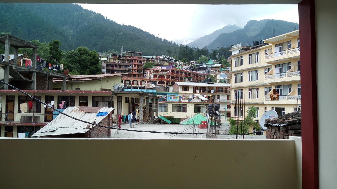 Hotel Shingar Manāli Extérieur photo